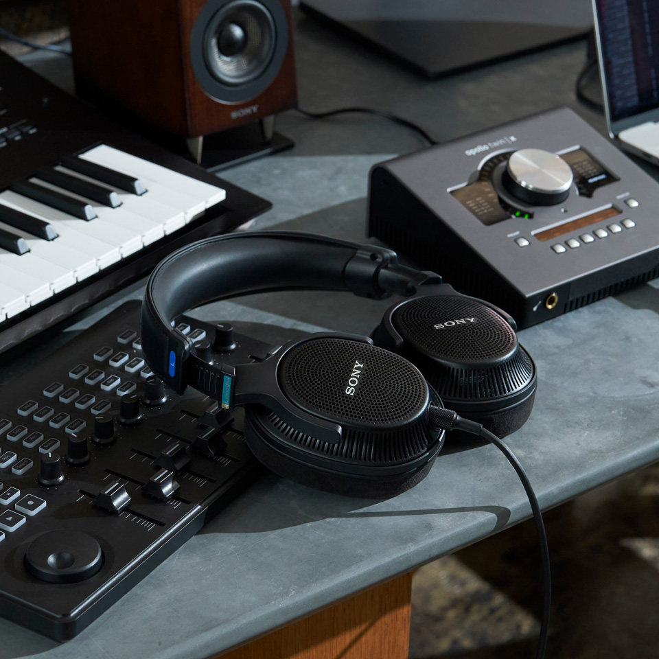 feature-thumbnailimg